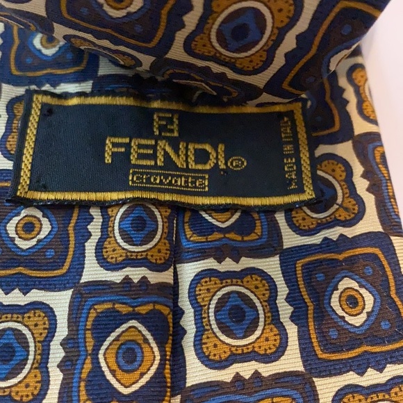 VTG Fendi Silk Tie Frame Pattern Handmade Italy - Picture 3 of 6
